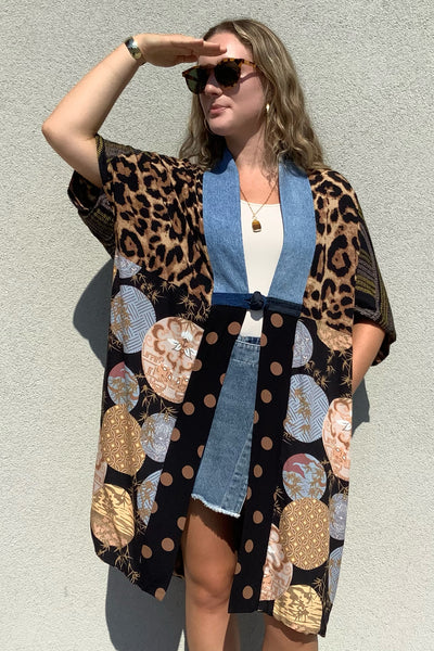 Leopard Lanterns Kimono