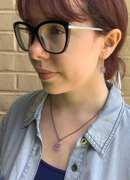 Single Daisy Pendant