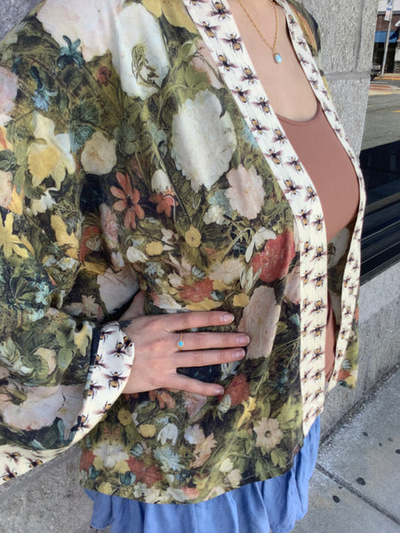 Bee’s Knees Kimono