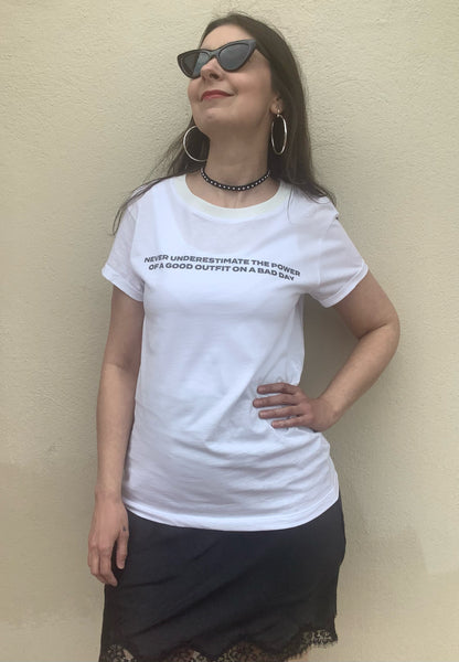 Power Outfit Tee