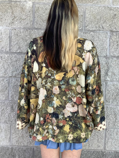 Bee’s Knees Kimono