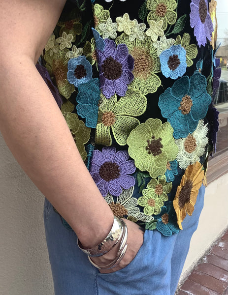 Pop-Art Floral Tee