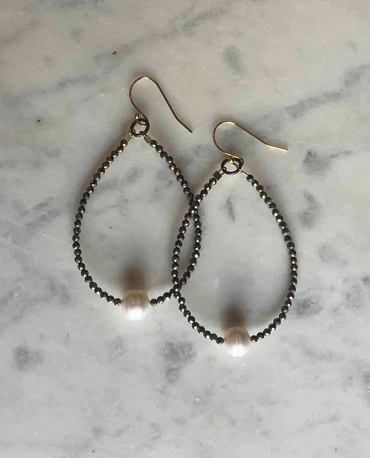Moondust Pearl Earrings