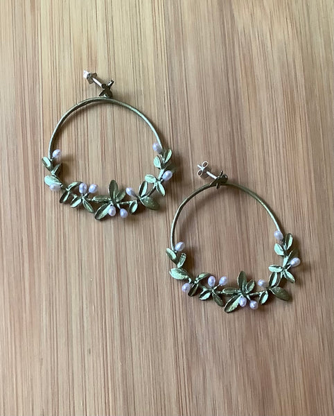 Jasmine/Pearl Earrings