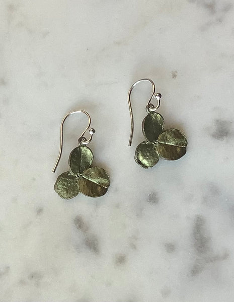 Tiny Clover Earrings